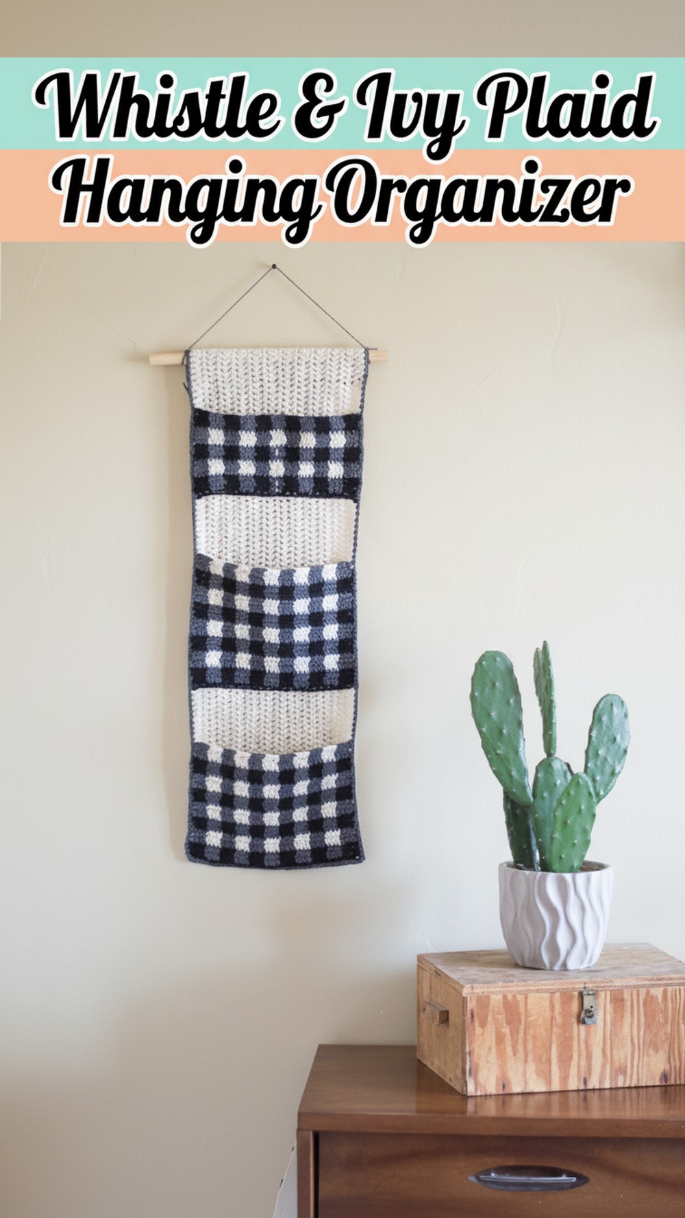 Whistle & Ivy Plaid Crochet Hanging Organizer